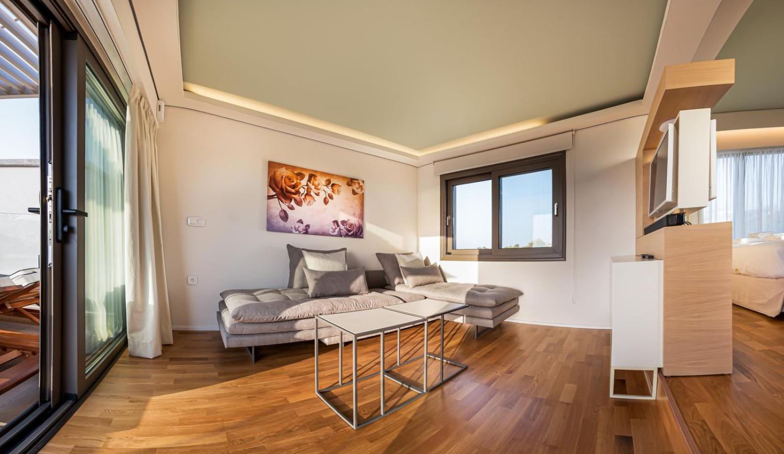 Hotel Onira Dreams